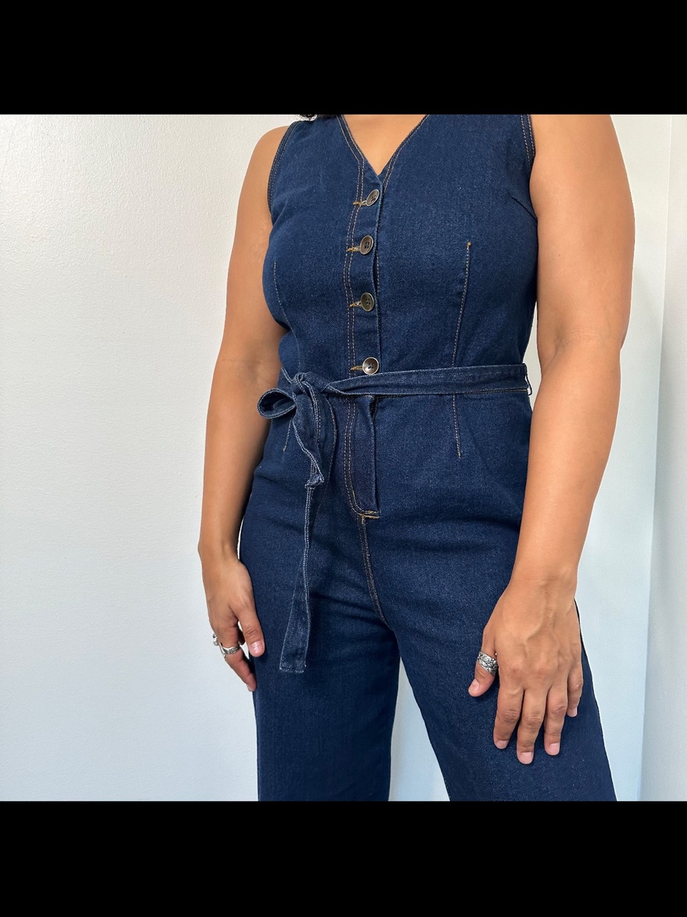 Universal Thread Dark Wash Denim Sleeveless Cropped Jumpsuit w/ Tie, Size 14 - Picture 3 of 10
